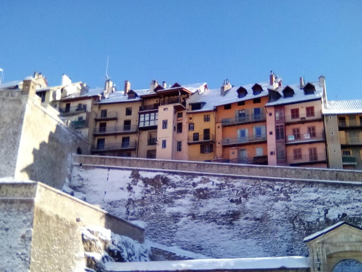 Le Petit Randonneur Bed & Breakfast Briancon  Luaran gambar