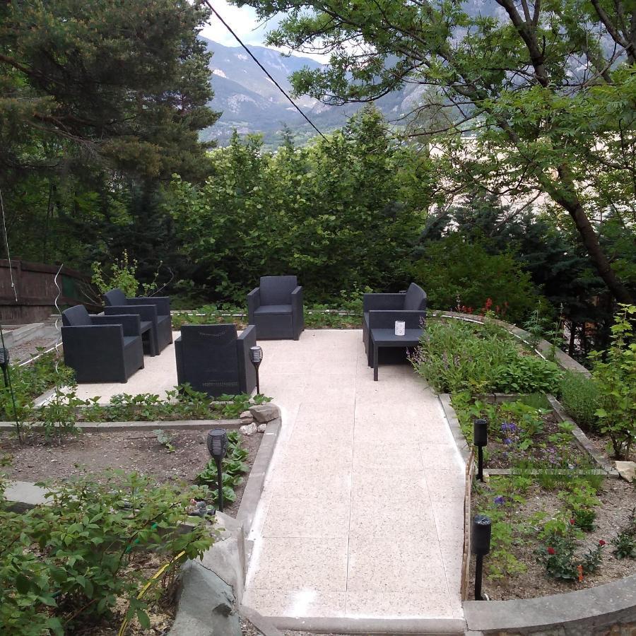 Le Petit Randonneur Bed & Breakfast Briancon  Luaran gambar